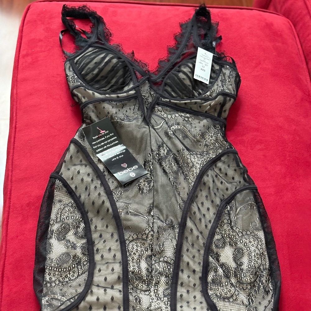 Bebe Dress nude with black lace overlay
